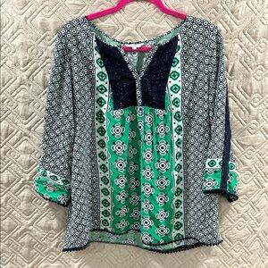 crown & ivy Green and Black Patterned Blouse
